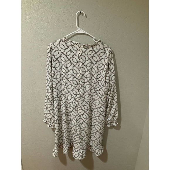 Loft Ruffle Flare Dress White Black Floral Long Sleeve Ruffle Hem size 8 #1094 - Picture 6 of 8